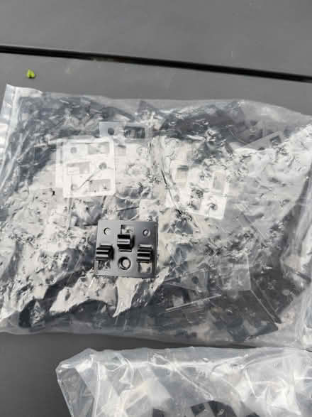 Photo of free Decking clips and screws (De Parys MK40) #4