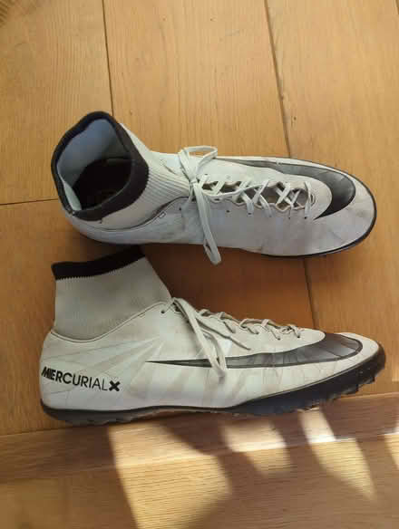 Photo of free Nike white football boots size 10 (South Tonbridge TN9) #2