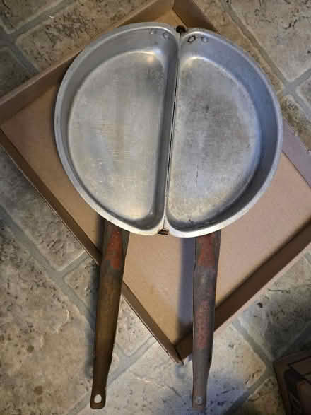 Photo of free Omelet pan (Reading Center) #2