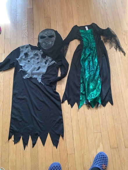 Photo of free Children’s fancy dress (KT10 esher) #2