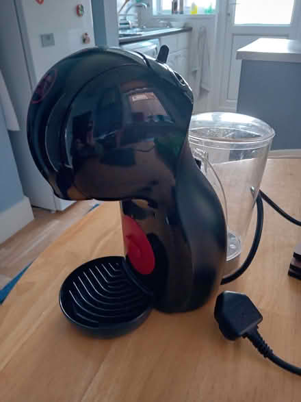 Photo of free Dolce Gusto pod coffee machine (Seaside BN22) #1