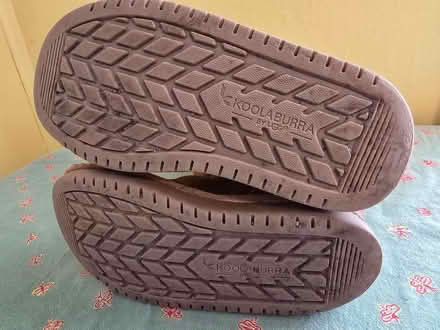 Photo of free Kid's Ugg Boots 12 (West 7th) #4