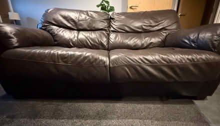 Photo of free Sofa (Tw118lx) #1