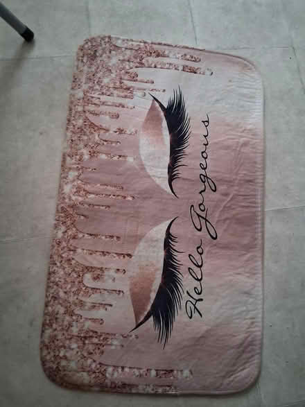 Photo of free Shower curtain and bath mat x3 (mansfield woodhouse NG19) #4