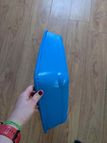 Photo of free Simple Cat litter Box (Sw65qa) #3