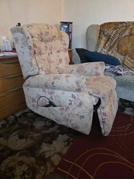 Photo of free Riser recliner chair (Peasedown St John) #1