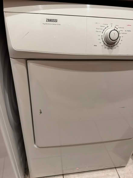 Photo of free ZANUSSI Tumble dryer Mod. ZDE47100W (Strawberry Hill TW2) #3