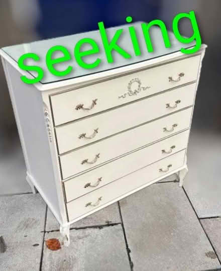 Photo of Shabby French Chest of drawers (LD7) #1