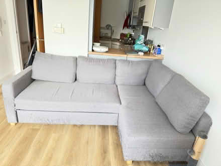 Photo of free corner sofa with storage (M3 7BX) #2