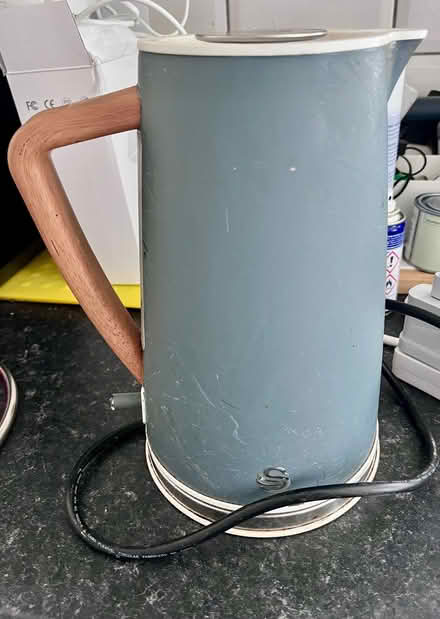 Photo of free Swan brand kettle - full working order (Martock TA12) #2