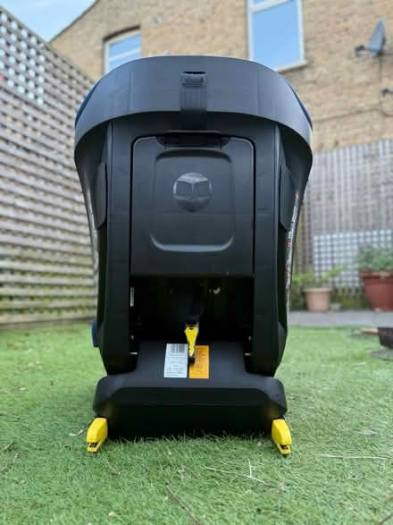 Photo of free Maxi Cosi - Child Car Seat (SE21) #3