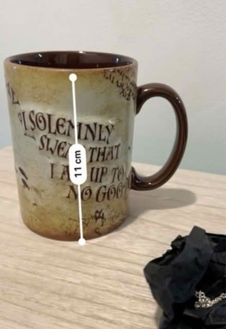 Photo of free Harry Potter mug and jewellery (Jennetts park RG12) #2