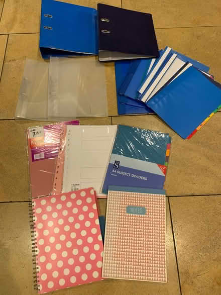 Photo of free Lots of stationery (Elephant and castle SE11) #1