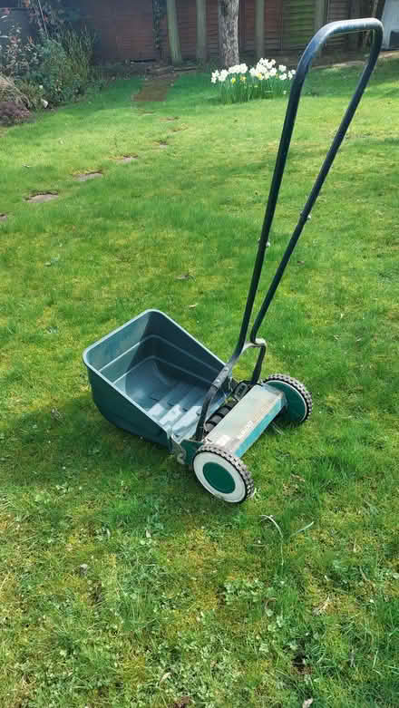 Photo of free Qualcast Lawnmower (Cheylesmore Coventry) #1
