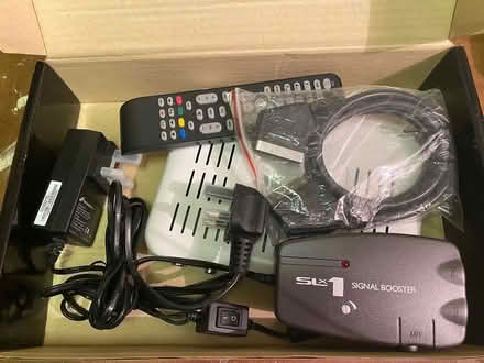 Photo of free HD Digital Box (LU7 Marley Fields) #2