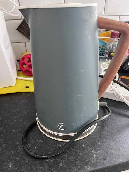 Photo of free Swan brand kettle - full working order (Martock TA12) #1