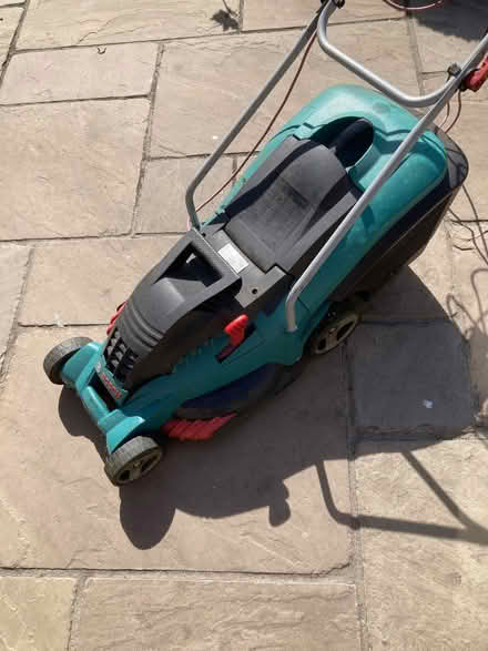 Photo of free Bosch ROTAK 43 ERGOFLEX Lawnmower in working order (West Hanney OX12) #3