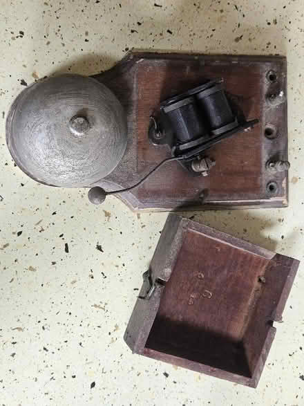 Photo of free Vintage electric bell (Ealing W13) #3