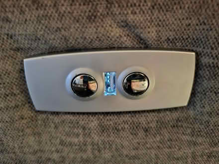 Photo of free Immaculate Silver Grey 2,seater Electric recliner (Bedford Centre MK40) #2