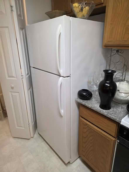 Photo of free Refrigerator (Manassas VA) #1