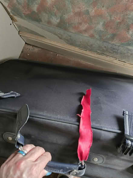Photo of free suitcase (Lower Hartshay DE5) #2