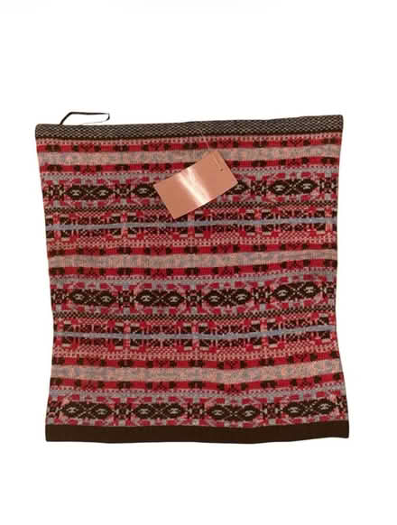 Photo of free Easel Dean & Dimonds (Brooklyn Storage) #1