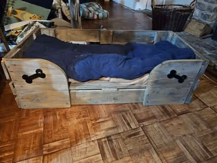 Photo of free home made dog bed (Mortimers Cross HR6) #1