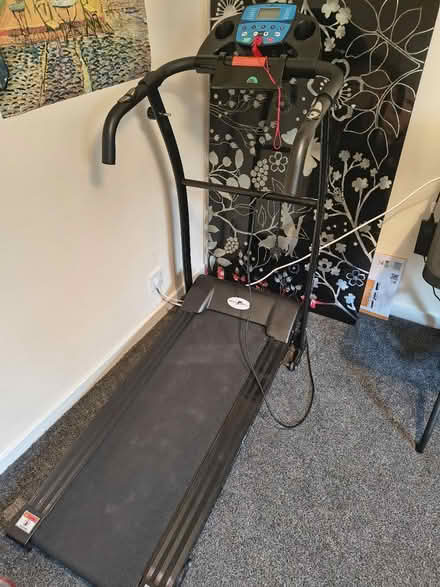 Photo of free Broken treadmill (DD4 Dundee) #1