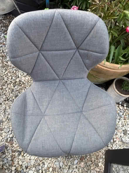 Photo of free Grey fabric office chair. (Great Wakering SS3) #2