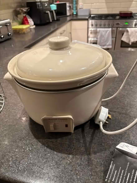 Photo of free Slow cooker (Shirley CR0) #1