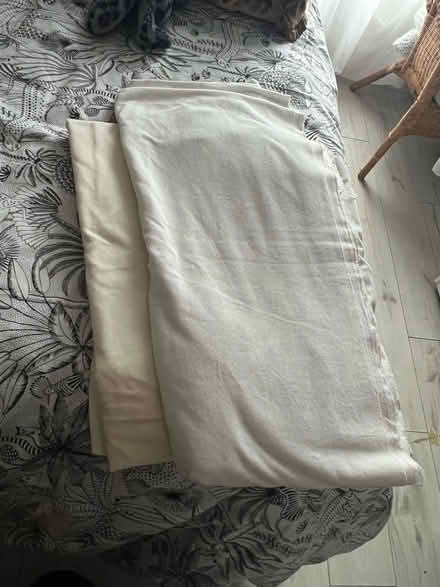 Photo of free Textiles, taffeta, velvet, white cream silver (New Brighton CH45) #3