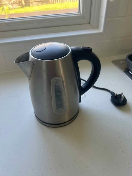 Photo of free Electric kettle (Roundswell EX31 3) #1