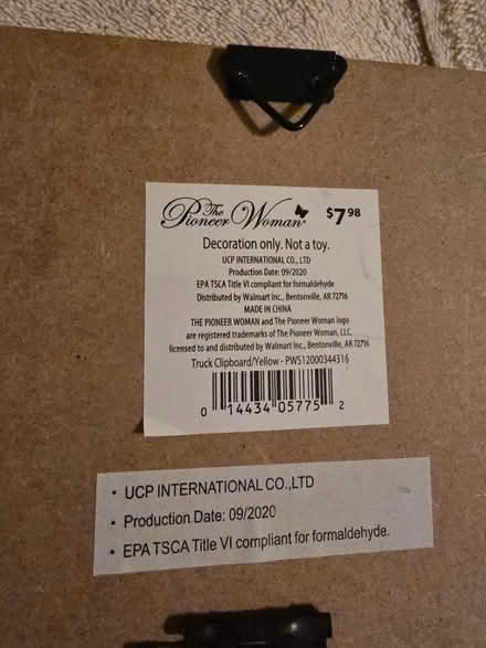 Photo of free Art Decor w/ Clip (West 7th) #3