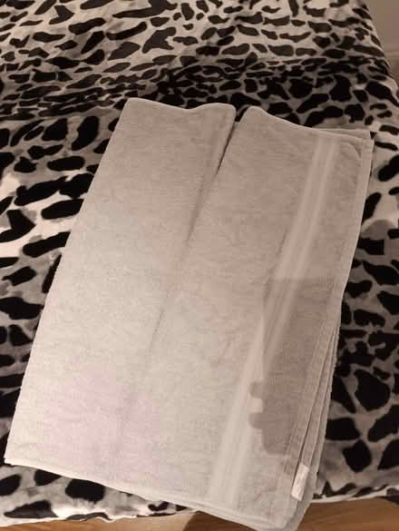 Photo of free 2 grey towels (Nw41 by Nw41by) #1