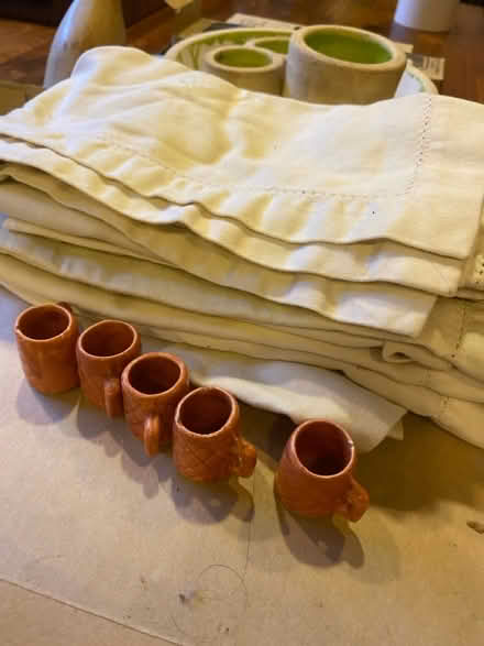Photo of free Cloth napkins, candles, decor (Oakmore Oakland) #3