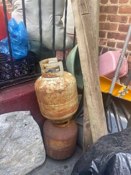 Photo of free Metal to scrap (Mount Vernon) #3