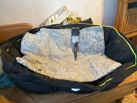 Photo of free Dog bed (Brockley SE4) #3