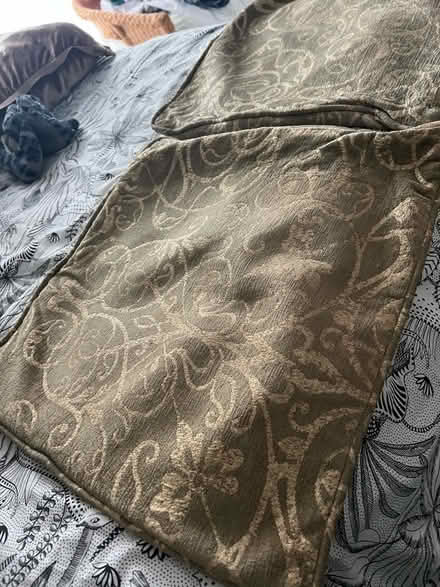 Photo of free Textiles, taffeta, velvet, white cream silver (New Brighton CH45) #1