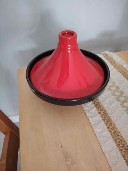 Photo of free Tagine (Chessington KT9) #1