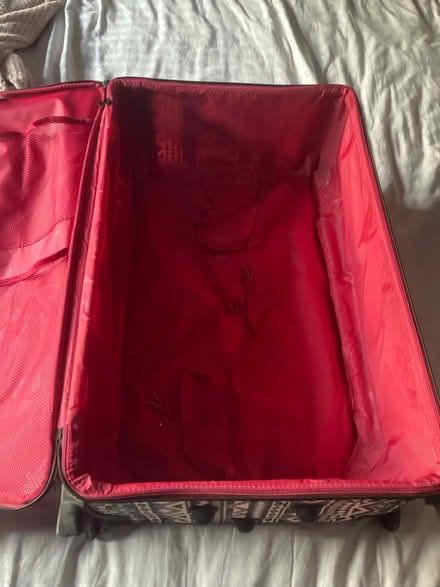 Photo of free Lightweight large suitcase (BR2) #2