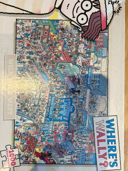 Photo of free Where’s Wally 1000-piece puzzle (Caldecott OX14) #1
