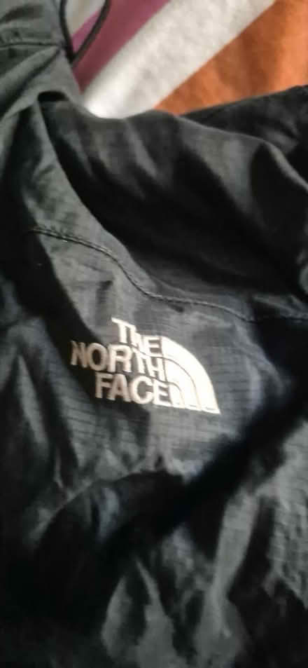 Photo of free North face jacket (BA12) #3