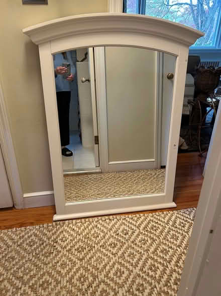 Photo of free White wooden mirror (Fairfield, Connecticut) #1