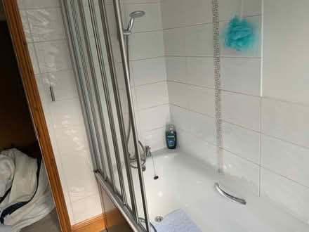 Photo of free Bathroom items (Waterlooville PO7) #3
