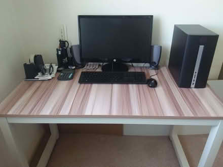 Photo of free Desk (Barton-on-Sea BH25) #1