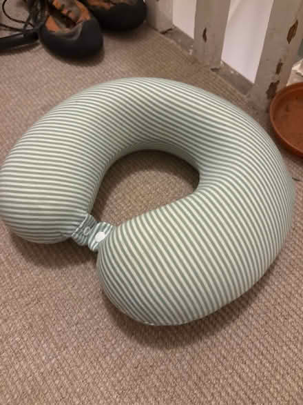 Photo of free Neck pillow (E9) #1