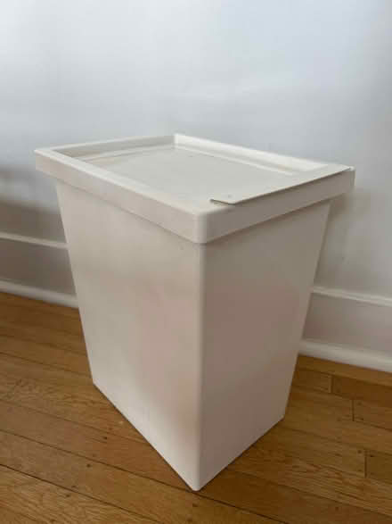 Photo of free White Lidded Trash Can (East Queen Anne, Seattle) #1