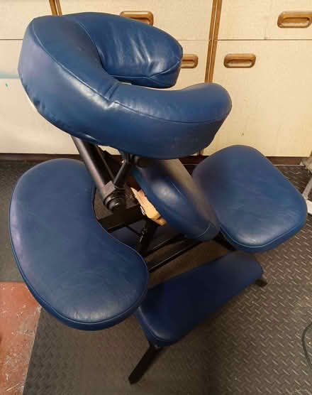 Photo of free Portable folding massage chair, carrying bag, towel covers (Knaresborough HG5) #3