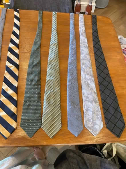 Photo of free Men’s ties (SL6 Boyn Hill) #1