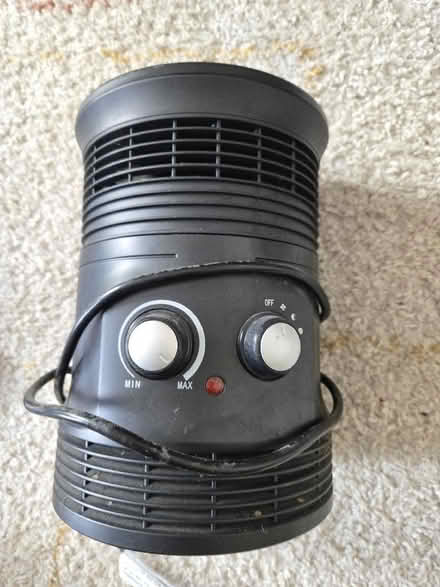 Photo of free Fan heater (Hackney Downs E8) #1